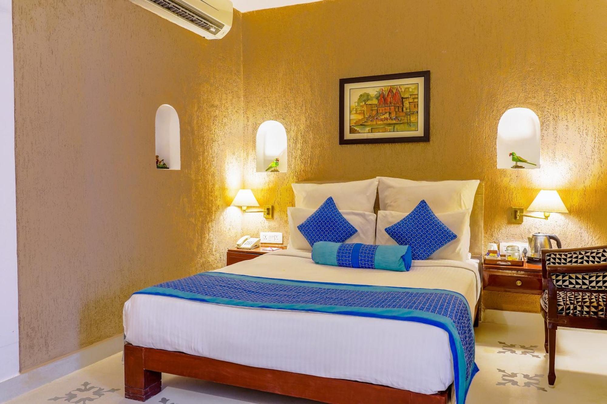 Guleria Kothi At Ganges Hotel Varanasi Ngoại thất bức ảnh