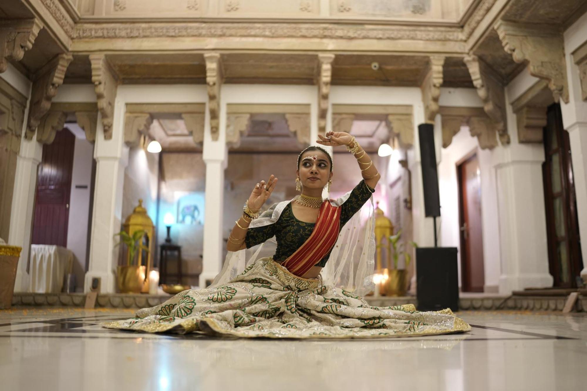 Guleria Kothi At Ganges Hotel Varanasi Ngoại thất bức ảnh