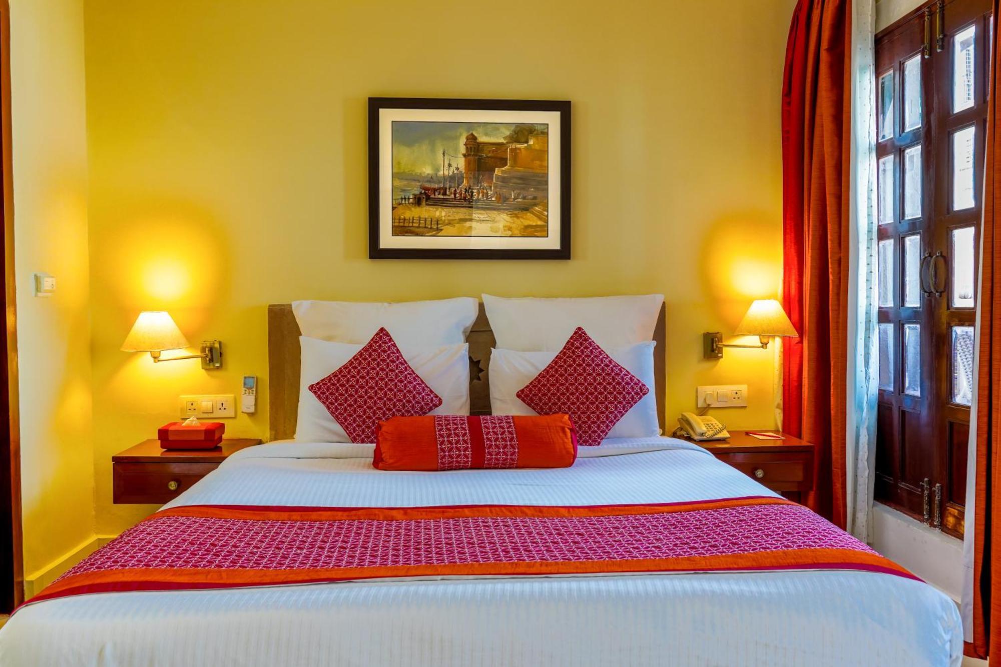 Guleria Kothi At Ganges Hotel Varanasi Ngoại thất bức ảnh