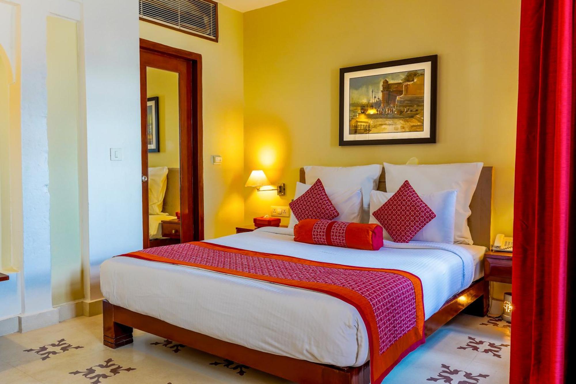 Guleria Kothi At Ganges Hotel Varanasi Ngoại thất bức ảnh