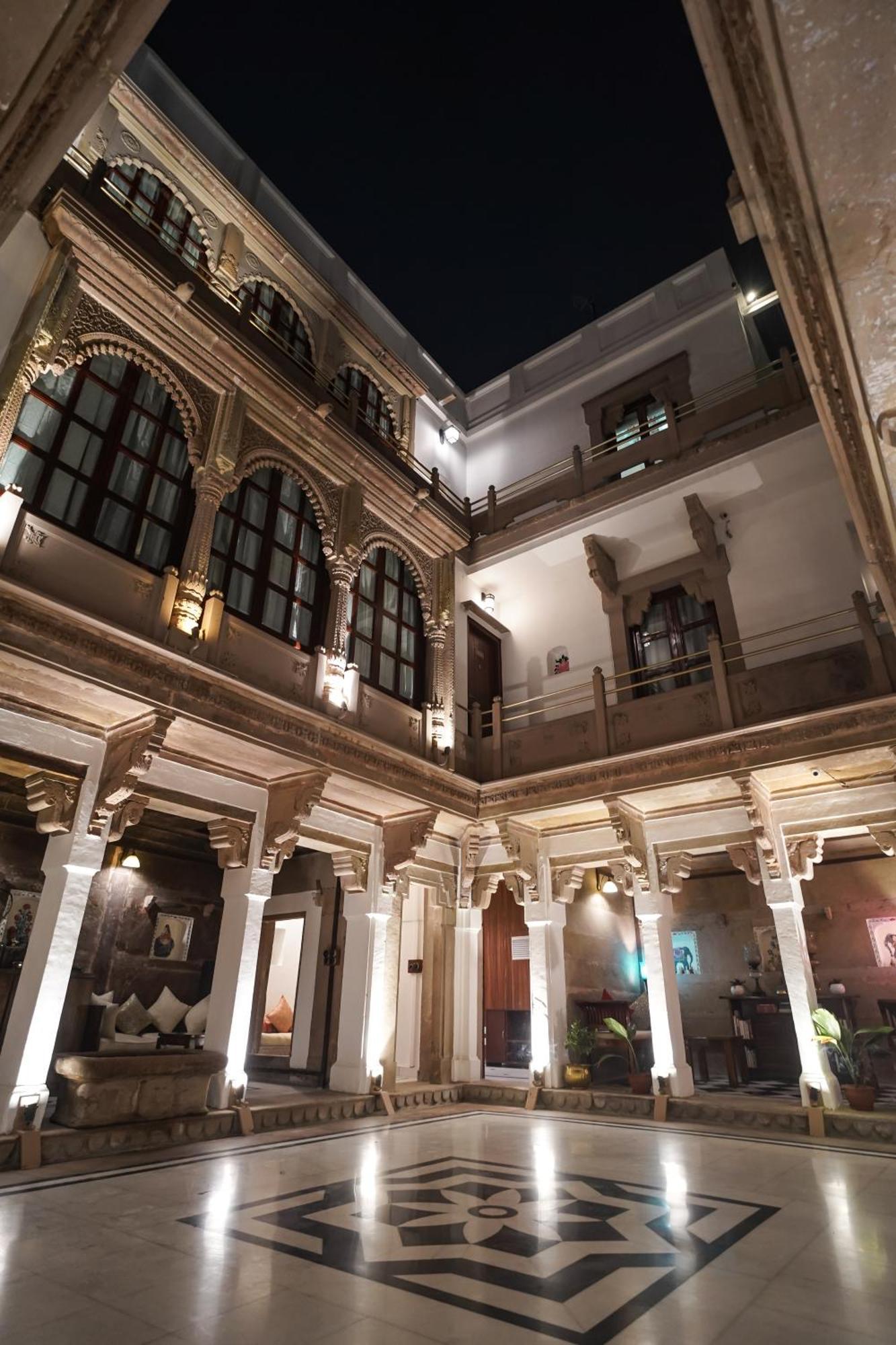 Guleria Kothi At Ganges Hotel Varanasi Ngoại thất bức ảnh