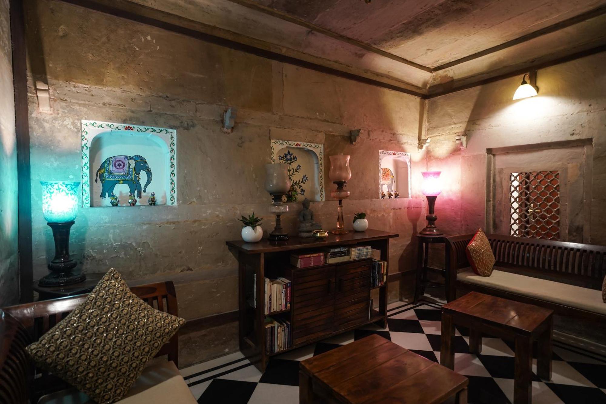 Guleria Kothi At Ganges Hotel Varanasi Ngoại thất bức ảnh