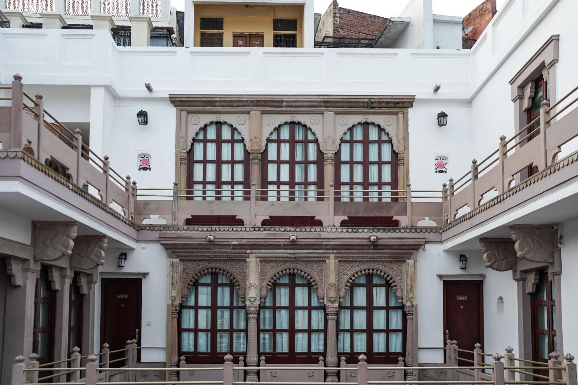 Guleria Kothi At Ganges Hotel Varanasi Ngoại thất bức ảnh