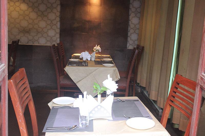 Guleria Kothi At Ganges Hotel Varanasi Ngoại thất bức ảnh