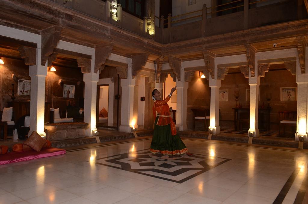 Guleria Kothi At Ganges Hotel Varanasi Ngoại thất bức ảnh